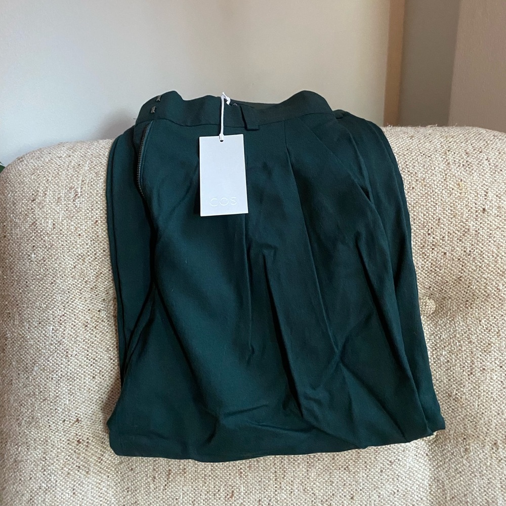 COS Pleated Waist Culottes Forest Green - Picture 2 of 4